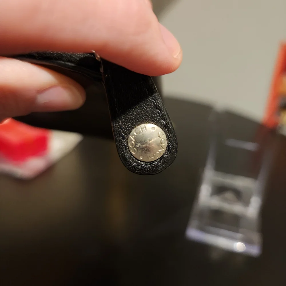 Coach Black Leather Zip Around Wallet - Picture 3 of 7